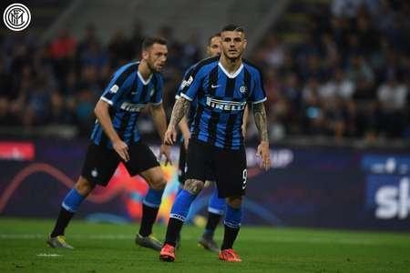 杨鸣谈辽宁男篮新赛季揭幕战：想把最好精神面貌展现给大家（杨鸣展望辽篮新季揭幕战：力争以最佳精神面貌回馈球迷）