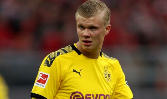 意甲登顶！让2追3 米兰3-2客胜都灵反超两强 普利西奇替补双响（逆转登顶意甲！米兰客场3-2击退都灵反超双雄 普利西奇替补梅开二度）