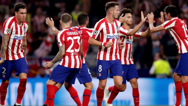 足球世界杯官方球票再次被抢空，黄牛疯狂加价（足球世界杯官方门票再度售罄，黄牛哄抬票价）