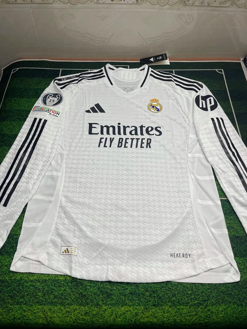 Here we go！罗马诺：拜仁将签下17岁厄瓜多尔中卫奥拉亚（罗马诺爆料：拜仁即将敲定厄瓜多尔17岁中卫奥拉亚）