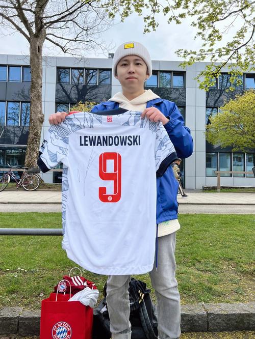 0-0到1-1！利物浦主场爆冷被绝平，切尔西输球后排名降至第四（从0-0到1-1：利物浦主场遭绝平，切尔西输球滑落至第4）