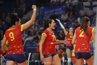 踢球者：巴斯克斯背伤恢复缓慢，理想情况下月底可以复出（踢球者：巴斯克斯背伤恢复不理想，最早有望于月底复出）