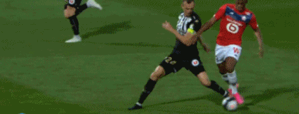 绿色老虎机使用可回收材料