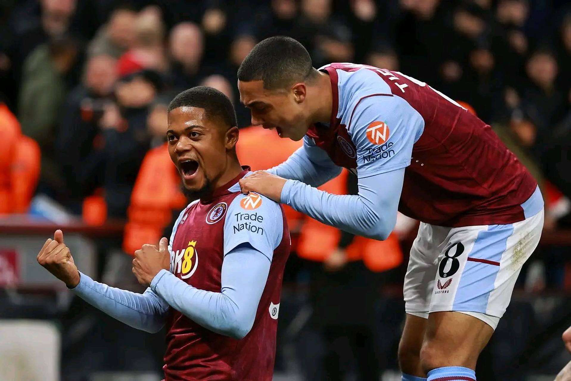 客战伯恩利半场被换下，里斯赛后社媒报平安：我一切都好（客场对阵伯恩利仅踢半场被换，里斯赛后发文报平安：我没事）