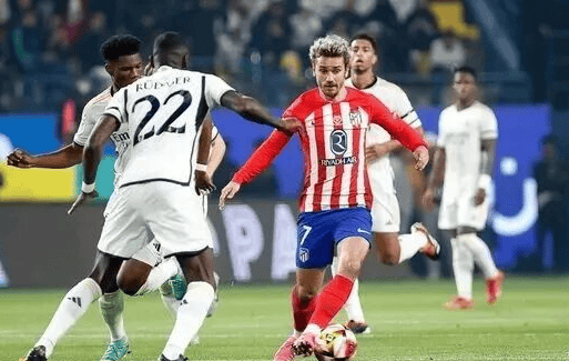 2025中足联颁奖会：国安前锋法比奥获中超最佳射手奖（2025中足联年度颁奖：国安前锋法比奥荣膺中超金靴）