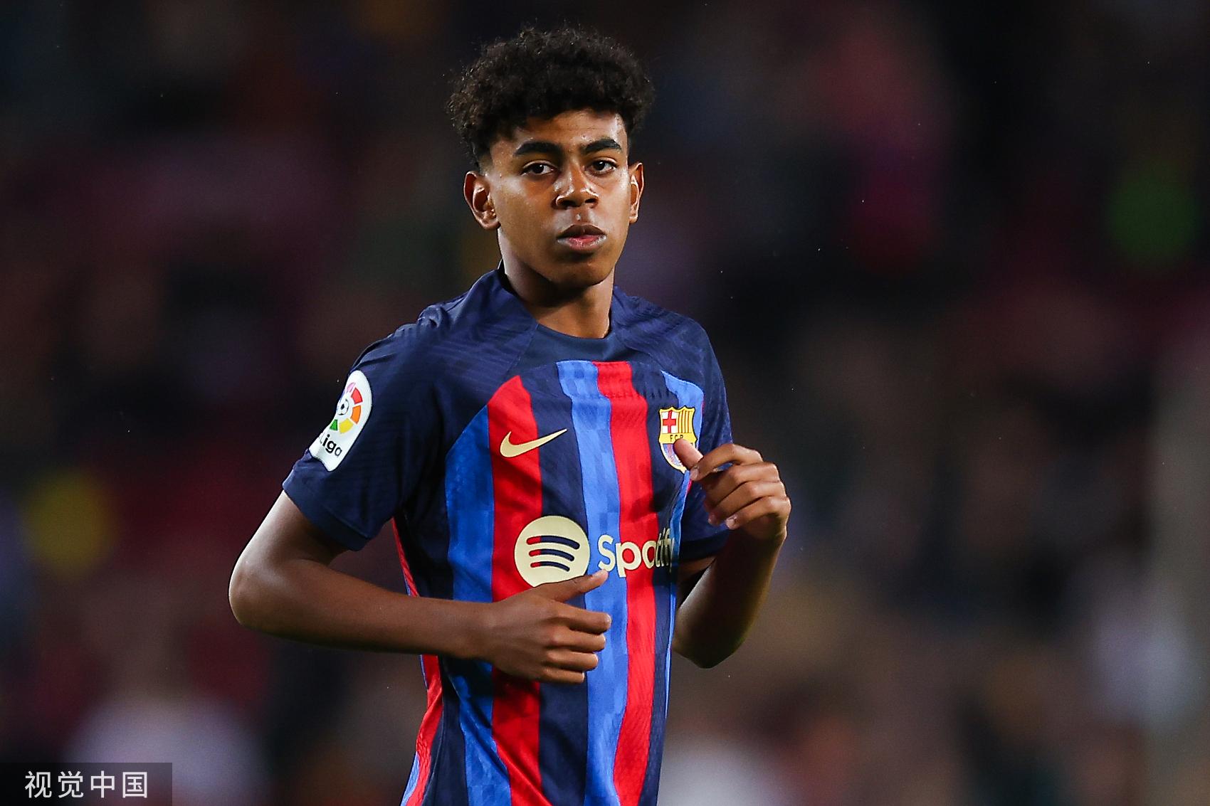 凯恩73场德甲比赛进75球，比同期进球数第二的吉拉西多21球（凯恩德甲73场打进75球，同期领先吉拉西21球）