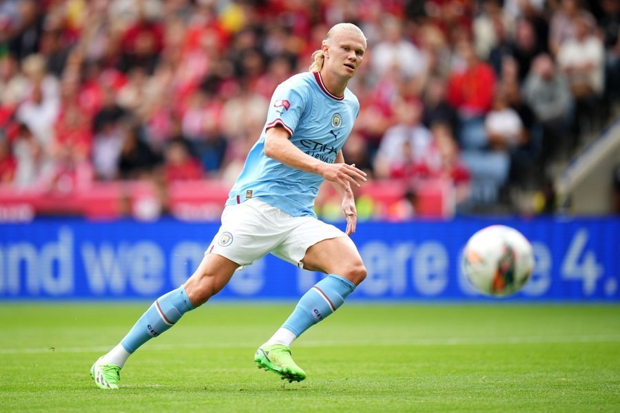 李璇：据我所知，现在球员的阴阳合同还有不少（李璇称球员“阴阳合同”现象仍较普遍）